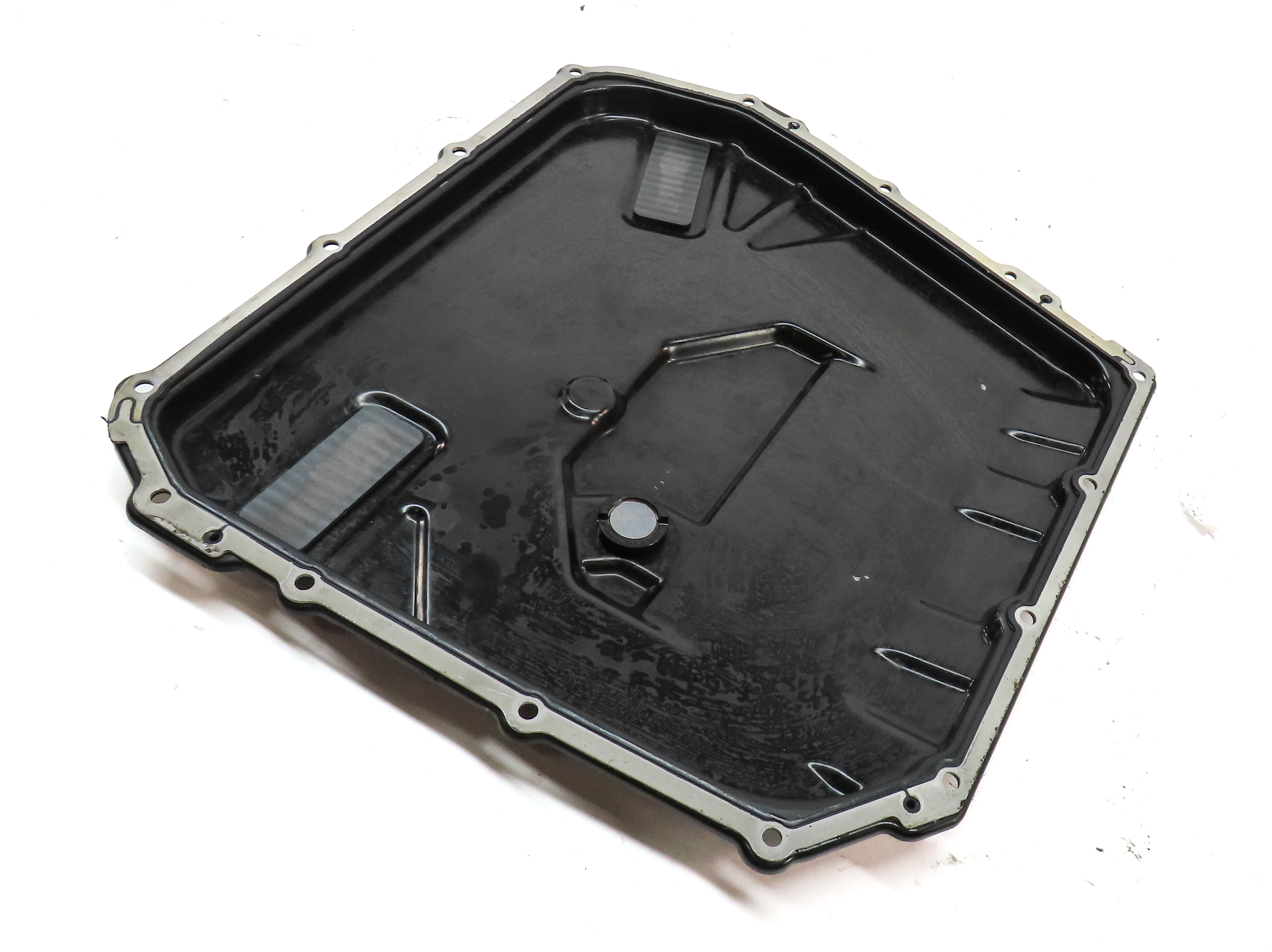 2016 PORSCHE MACAN (95B) 0B5 DL501 PDK AUTO AUTOMATIC TRANSMISSION OIL PAN — exact item pictured